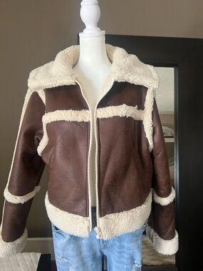 NEW CHIC H&M Brown Aviator Jacket with Cream Shearling Trim